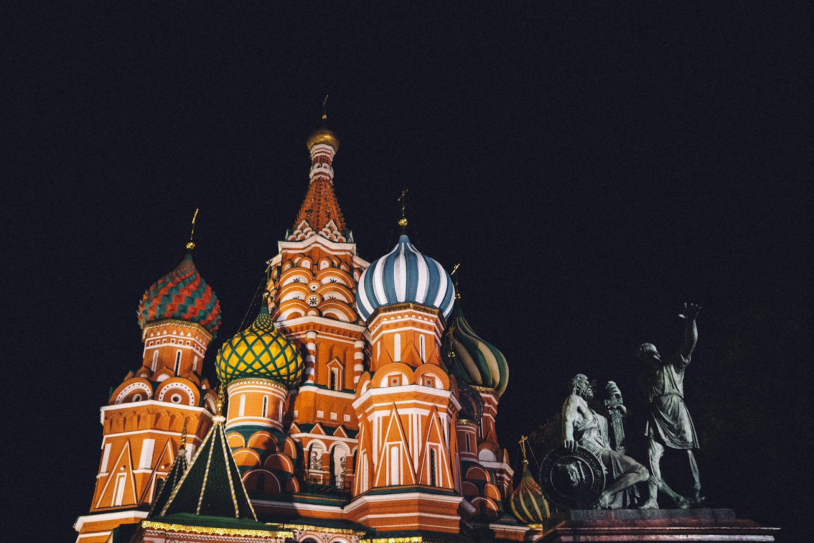 The Best Countries and Hospitals for Cancer Treatment related image