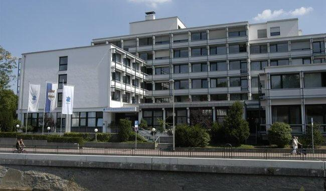 Best Clinics for Rheumatoid Arthritis Treatment Abroad related image