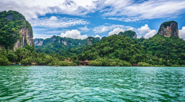 Best Countries in the World for Bipolar Disorder Treatment related image