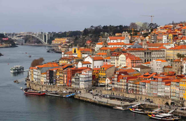 Best Countries in the World for Bipolar Disorder Treatment related image