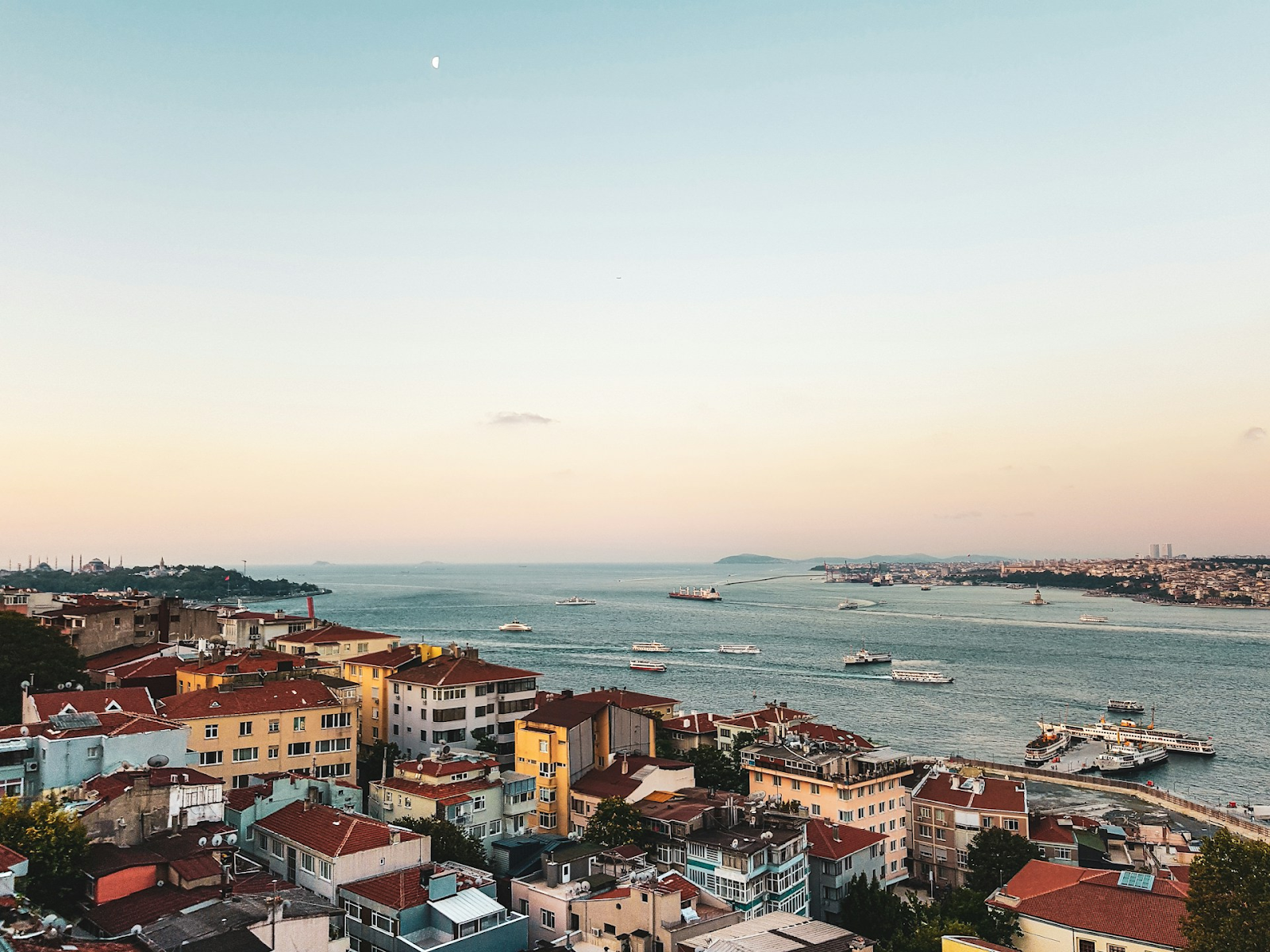 The Best Countries and Hospitals for Cancer Treatment related image