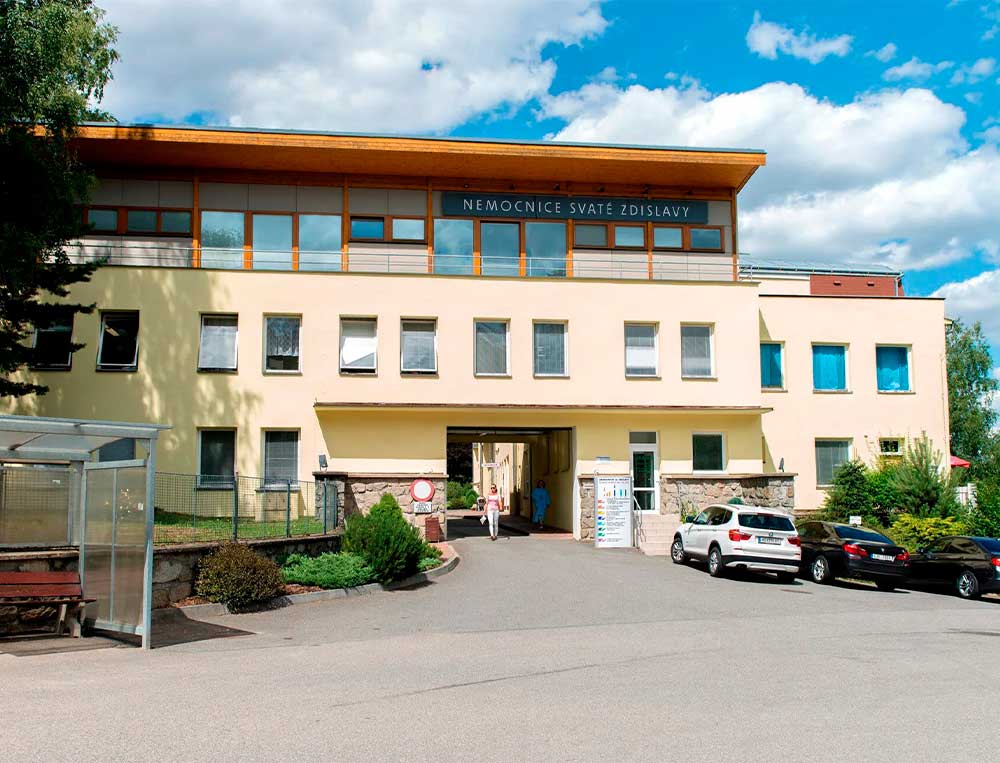 Best Clinics for Total Knee Replacement Surgery Abroad related image