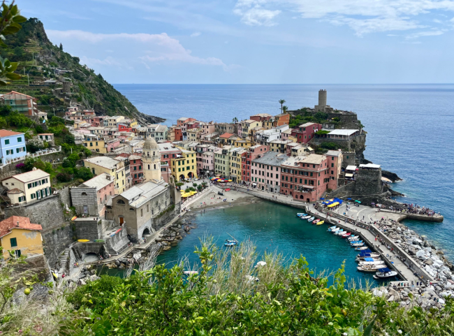 Best Countries for Psoriasis Treatment Abroad related image