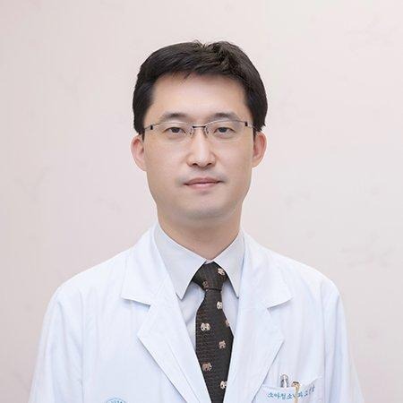 Best Clinics for Osteosarcoma Treatment Abroad related image