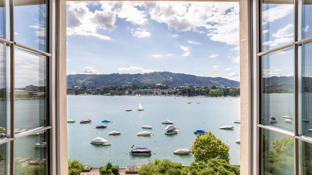 Anorexia Treatment in Switzerland - Best Clinics & Programs related image