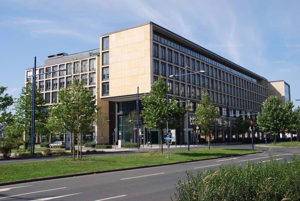 Best Hospitals Offering Stem Cell Treatment for Disc Injuries related image