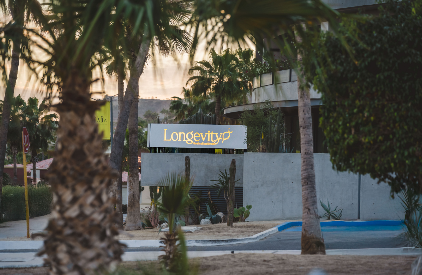 How Much Is Stem Cell Therapy for Rotator Cuff Tears in 2025? related image